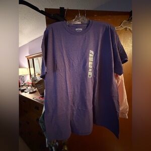 Gildan Women’s Short Sleeve Tees in a variety of colors.